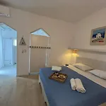 Mykonos Nests - Sea View Escape Apartment Tourlos